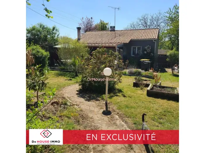 Maison 3 pièces de 98 m² - Cours-de-Pile (24520)