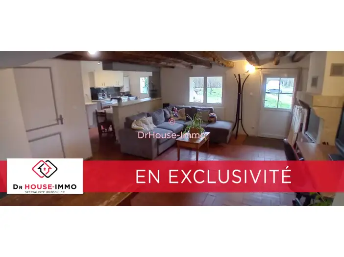 Maison 5 pièces de 101 m² - Savigné-sur-Lathan (37340)