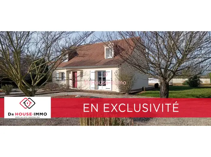 Maison 6 pièces de 149 m² - Savigné-sur-Lathan (37340)