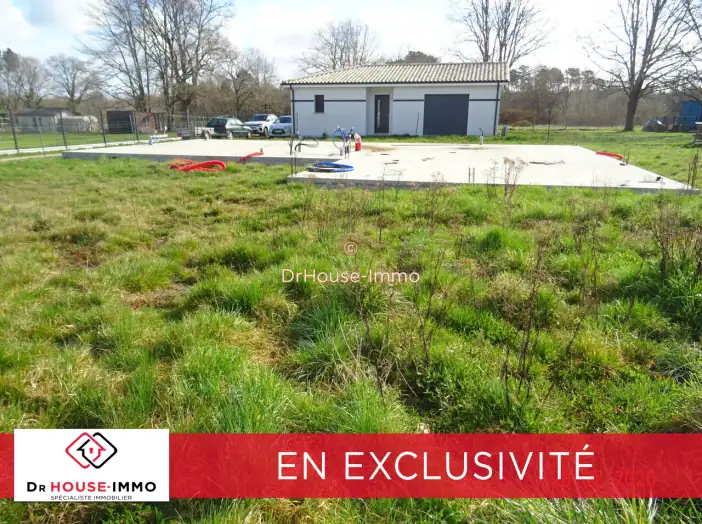 Terrain de 1 107 m² - Saint-André-de-Cubzac (33240)