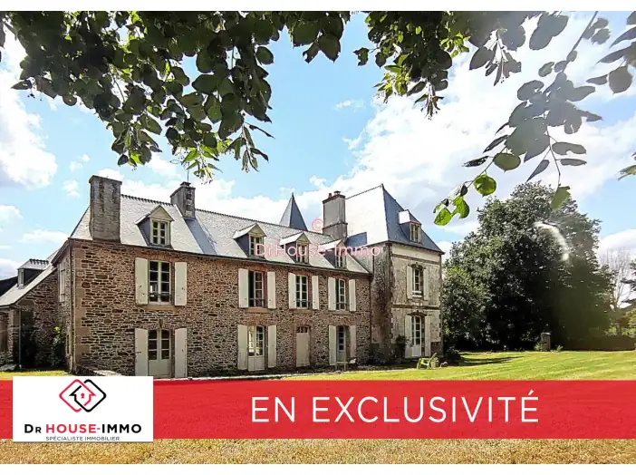 Château 9 pièces de 300 m² - Moustoir-Remungol (56500)