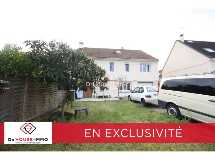 Maison 8 pièces de 200 m² - Pierrelaye (95480)