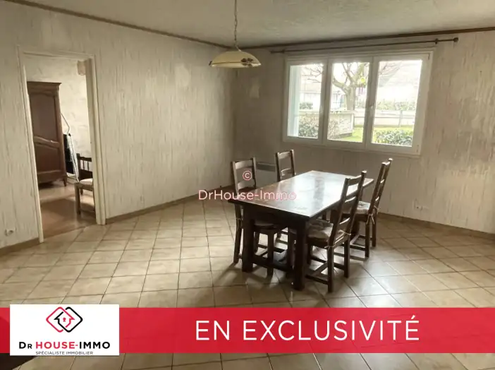 Appartement 2 pièces de 45 m² - Limay (78520)