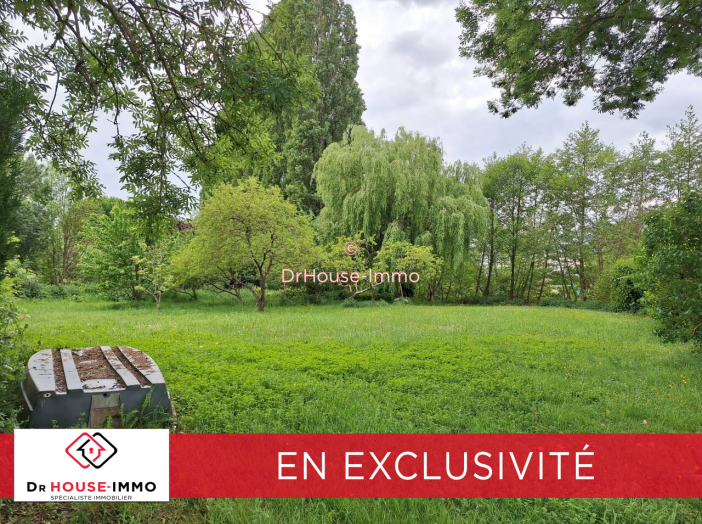 Terrain de 1361m²