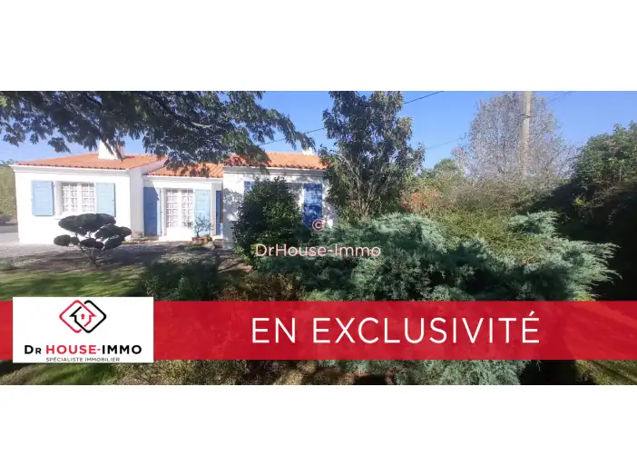 Maison 18 pièces de 302 m² - Commequiers (85220)