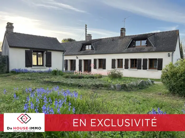 Maison 5 pièces de 160 m² - Mézeray (72270)