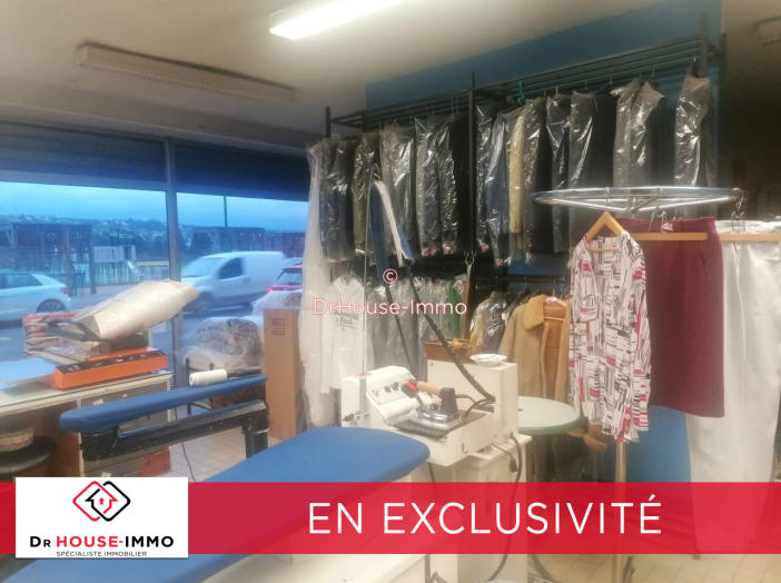 Commerce de 93m² - 2 pièces