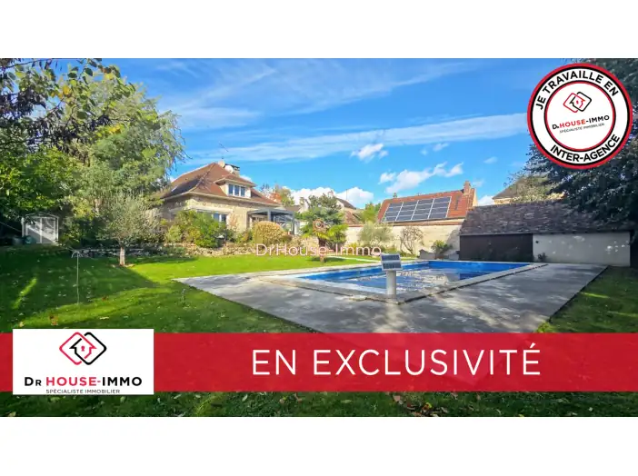 Maison 6 pièces de 205 m² - Chamarande (91730)
