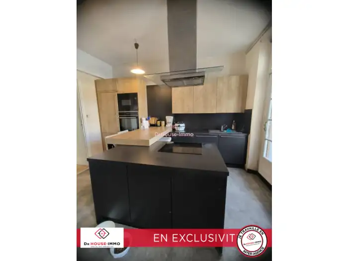 Appartement 2 pièces de 48 m² - Marseille (13001)