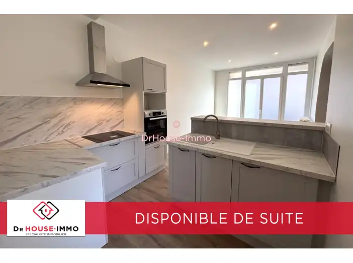 Maison 5 pièces de 122 m² - Ligny-le-Ribault (45240)