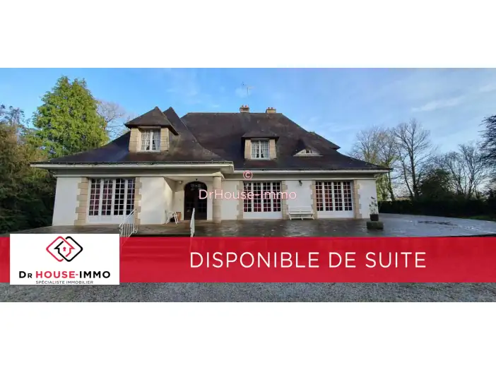 Maison 8 pièces de 230 m² - Pontivy (56300)