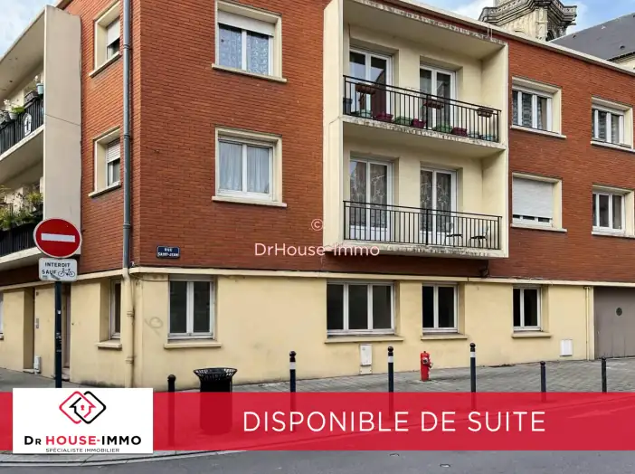 Bureau 4 pièces de 82 m² - Valenciennes (59300)