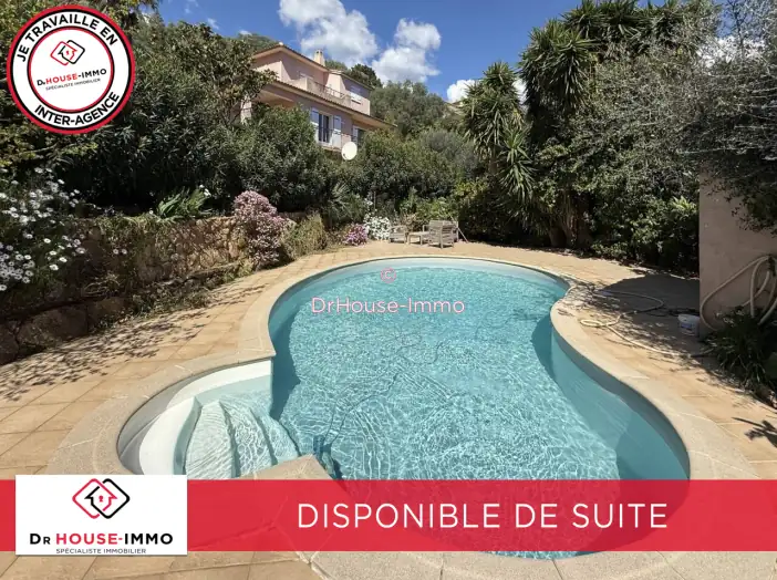 Maison 6 pièces de 150 m² - Porto-Vecchio (20137)