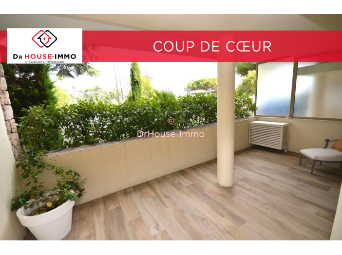 Appartement 3 pièces de 79 m² - Cannes (06150)