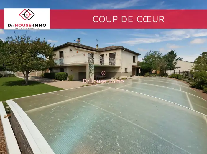 Maison 9 pièces de 152 m² - Craintilleux (42210)