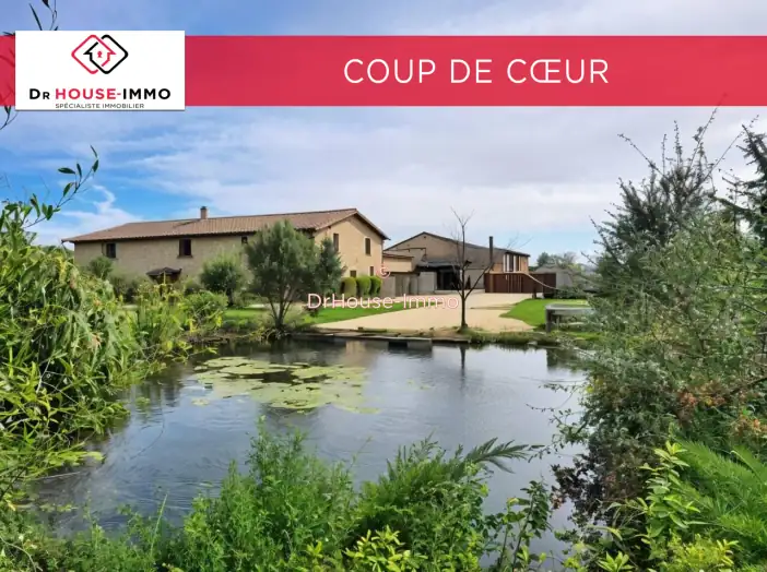 Maison 8 pièces de 560 m² - Chabeuil (26120)