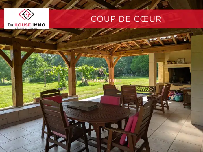 Maison 8 pièces de 182 m² - Frayssinet-le-Gélat (46250)