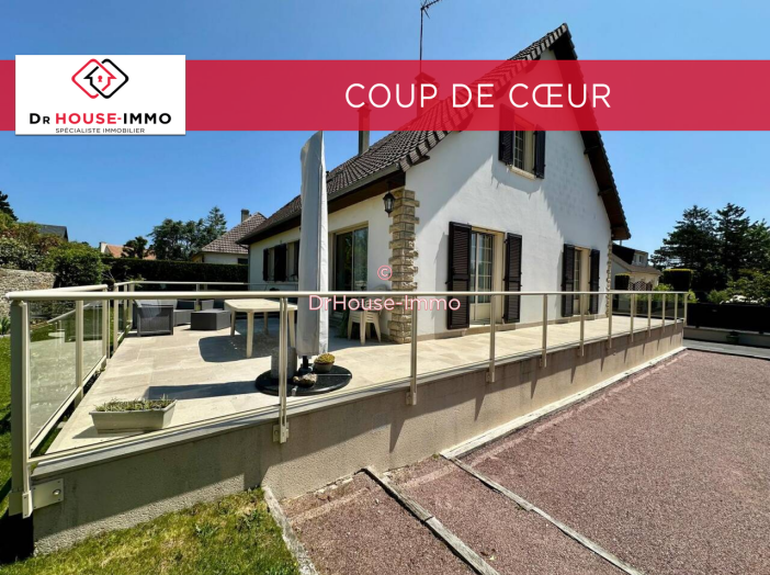 Maison 8 pièces de 185 m² - Douvres-la-Délivrande (14440)
