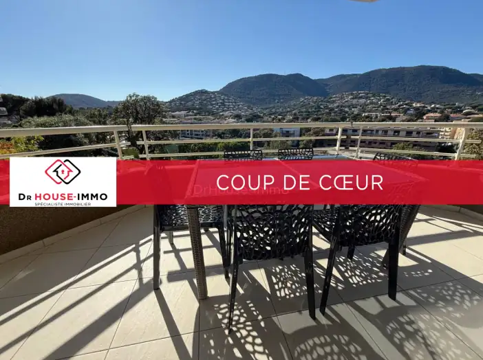 Appartement 2 pièces de 44 m² - Cavalaire-sur-Mer (83240)