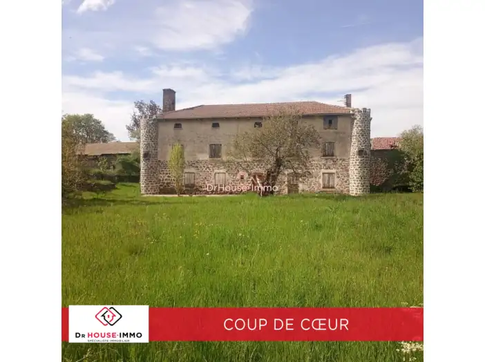 Maison 7 pièces de 200 m² - Cayres (43510)