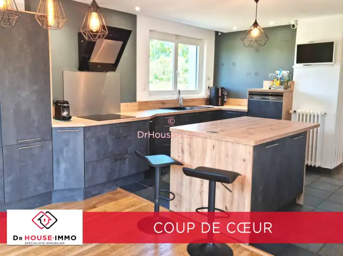 Maison 9 pièces de 236 m² - Épinal (88000)