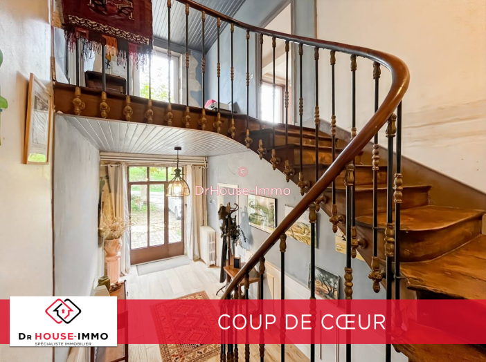 Maison de 240m² - 6 pièces