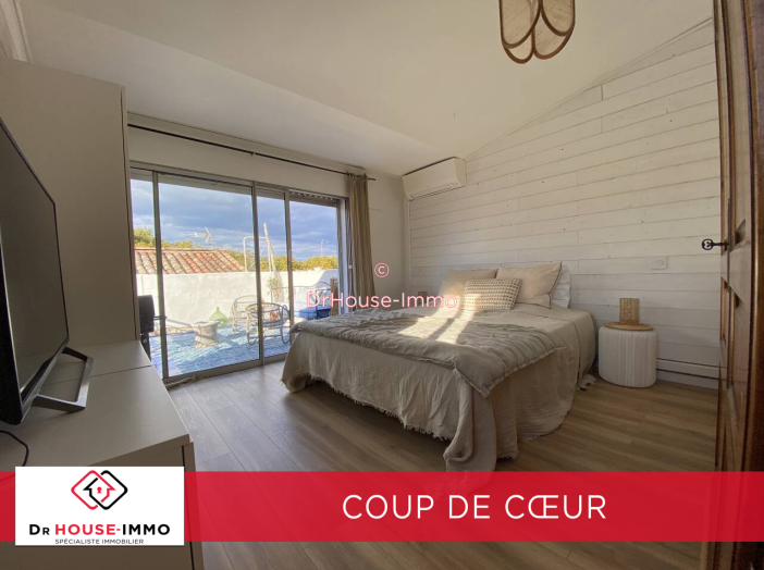 Appartement 6 pièces de 137 m² - Aigues-Mortes (30220)