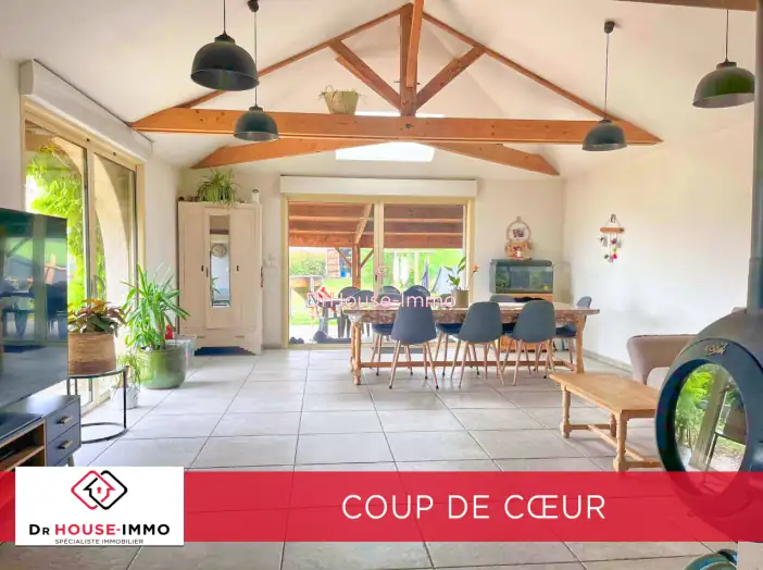 Maison 5 pièces de 135 m² - Oiron (79100)