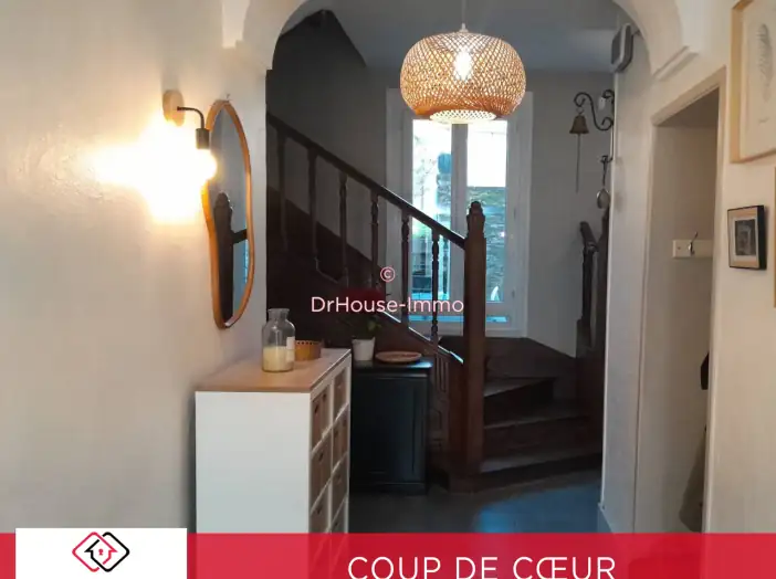 Maison 7 pièces de 179 m² - Le Louroux-Béconnais (49370)