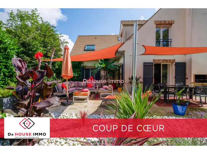 Maison 7 pièces de 229 m² - Feucherolles (78810)