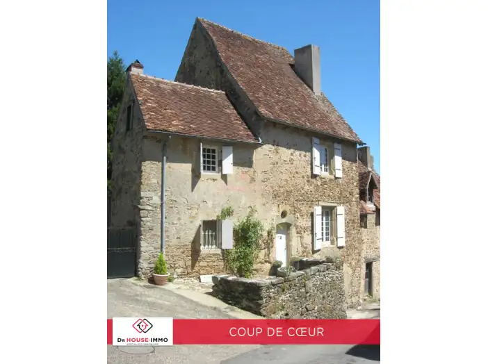 Maison 7 pièces de 158 m² - Saint-Benoît-du-Sault (36170)