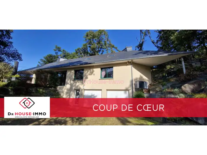 Maison 6 pièces de 135 m² - Landivisiau (29400)