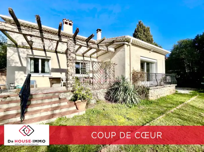 Maison 7 pièces de 150 m² - Toulon (83100)