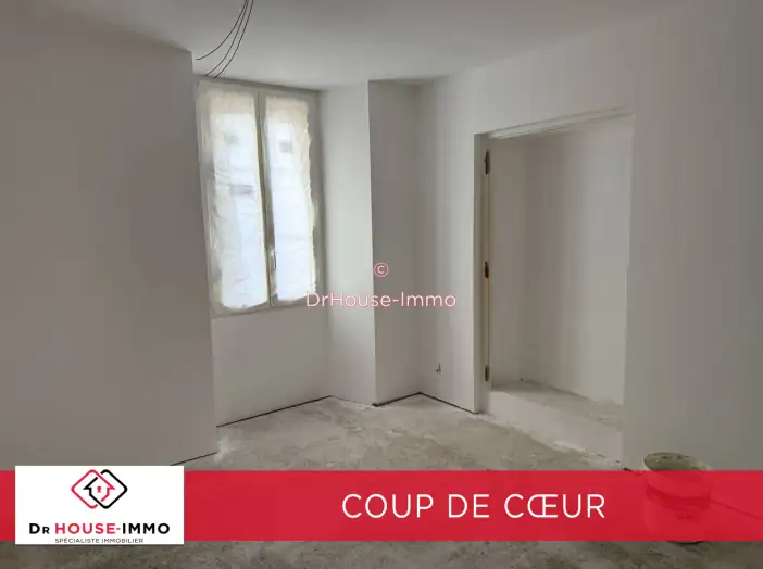Appartement 3 pièces de 75 m² - Bastia (20200)