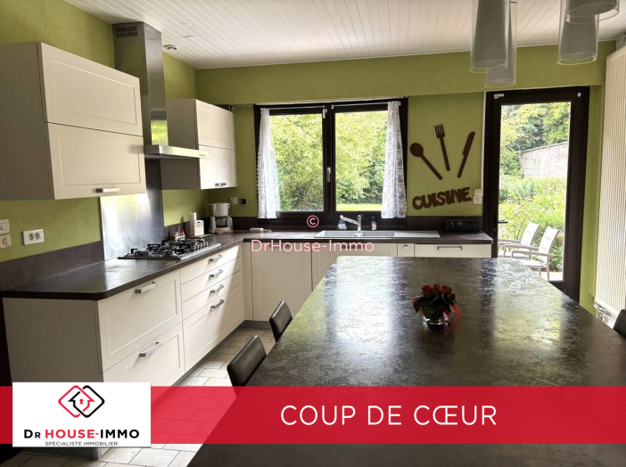 Maison de 240m² - 8 pièces