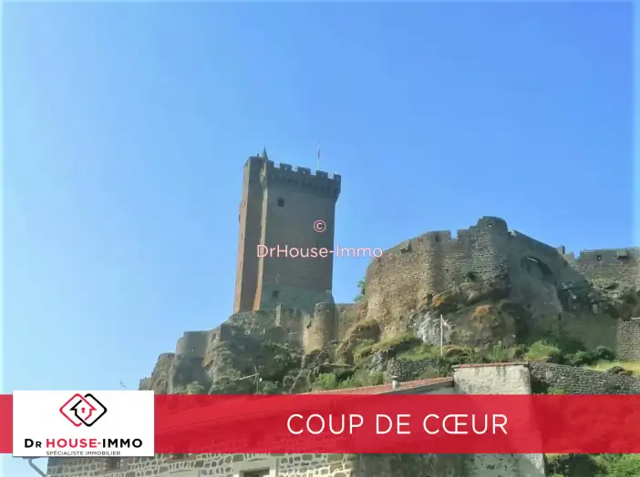 Maison 6 pièces de 198 m² - Polignac (43000)