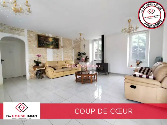Maison 7 pièces de 245 m² - Romagne (86700)