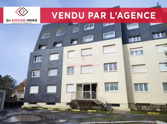 Appartement 2 pièces de 35 m² - Courseulles-sur-Mer (14470)