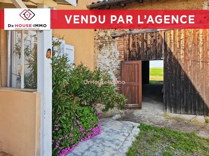 Maison 6 pièces de 128 m² - Lézigneux (42600)