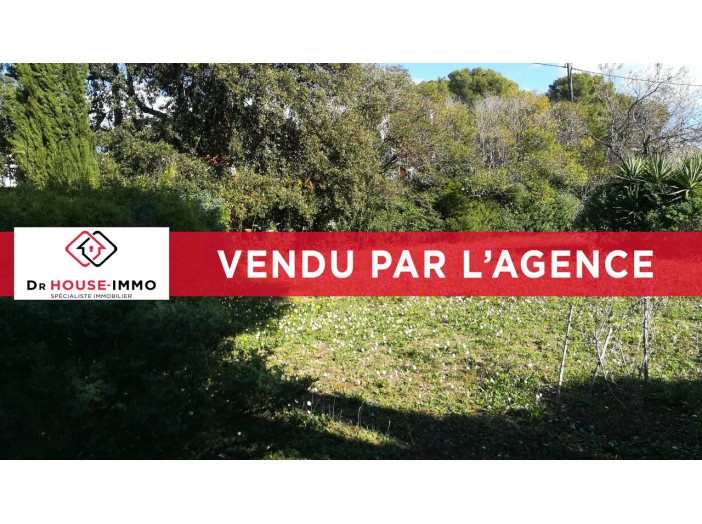 Terrain de 476m²