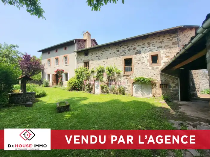 Maison 9 pièces de 182 m² - Saint-Vidal (43320)