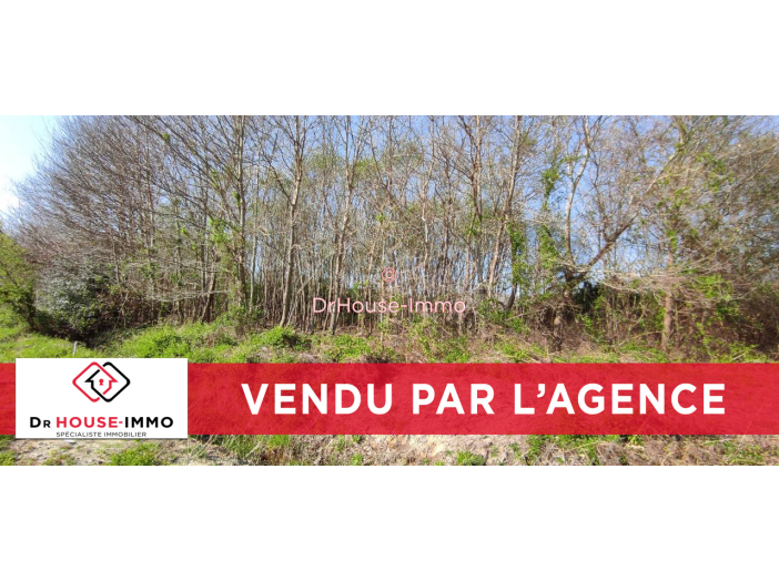 Terrain de 2458m²