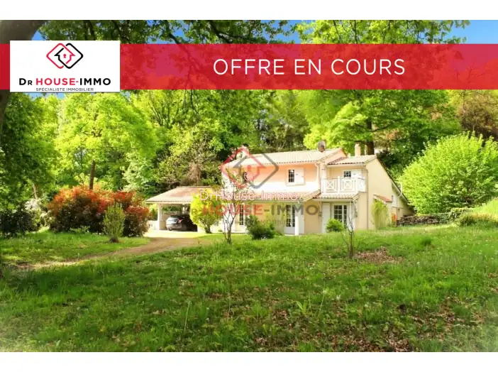 Maison 6 pièces de 140 m² - Tabanac (33550)