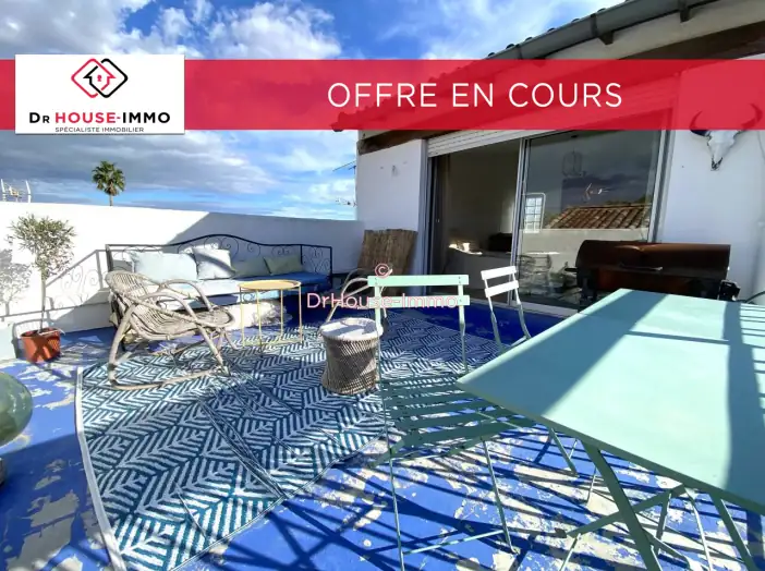 Appartement 6 pièces de 137 m² - Aigues-Mortes (30220)