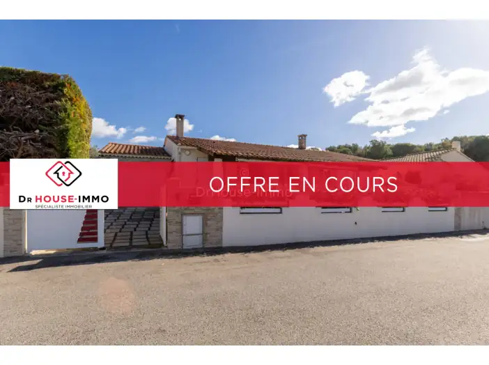 Maison 4 pièces de 90 m² - Salon-de-Provence (13300)