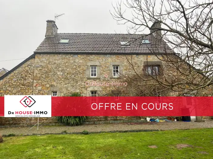 Maison 6 pièces de 179 m² - Sotteville (50340)