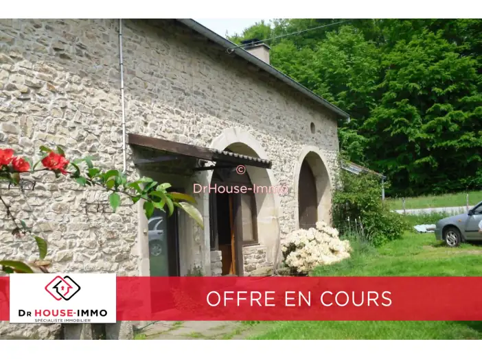 Maison 6 pièces de 140 m² - Le Clerjus (88240)