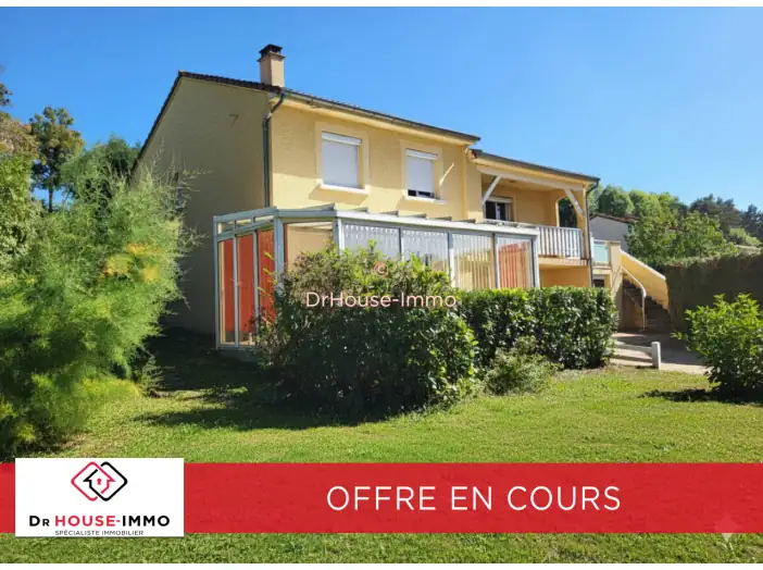 Maison 9 pièces de 167 m² - Le Puy-en-Velay (43000)
