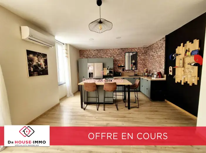 Maison 5 pièces de 270 m² - Cruzy (34310)