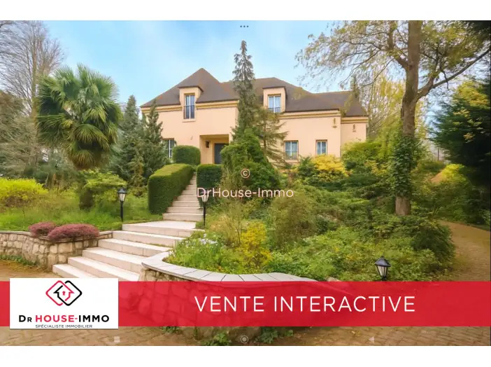 Maison 12 pièces de 600 m² - Louveciennes (78430)
